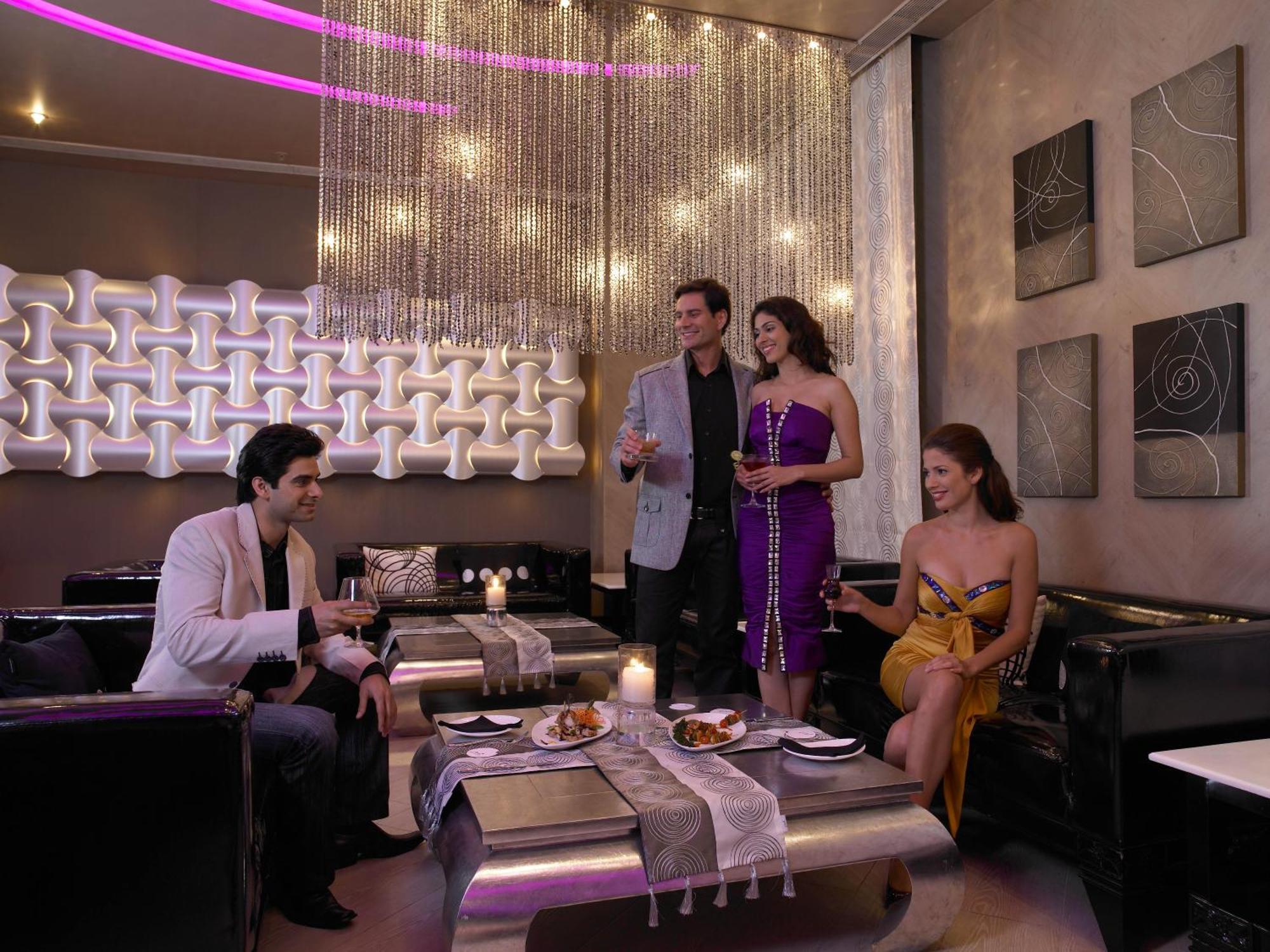Отель The Zuri Whitefield Bengaluru Экстерьер фото