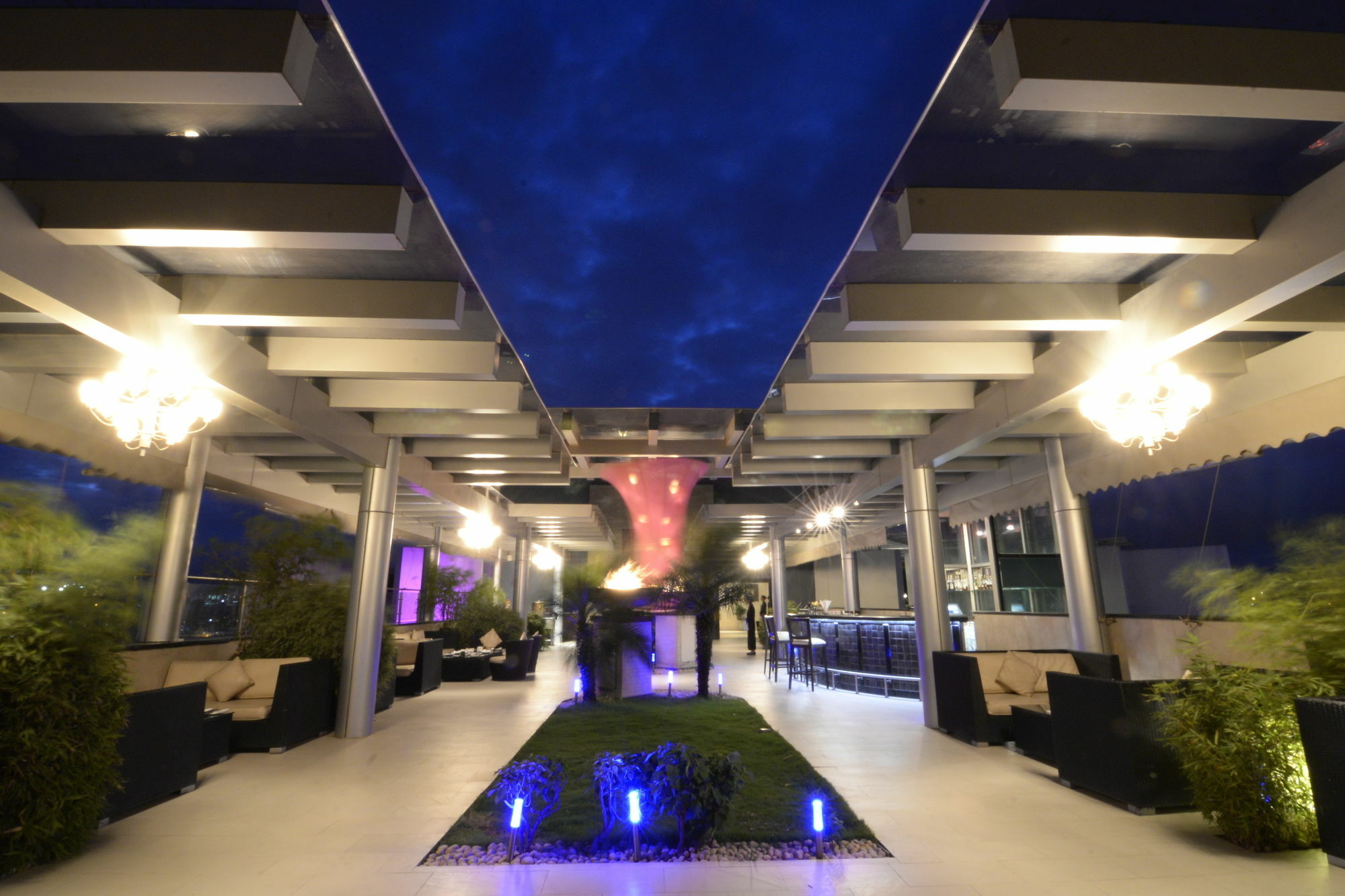 Отель The Zuri Whitefield Bengaluru Экстерьер фото